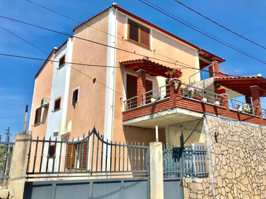 Arlind'S Apartaments Vlorë 外观 照片
