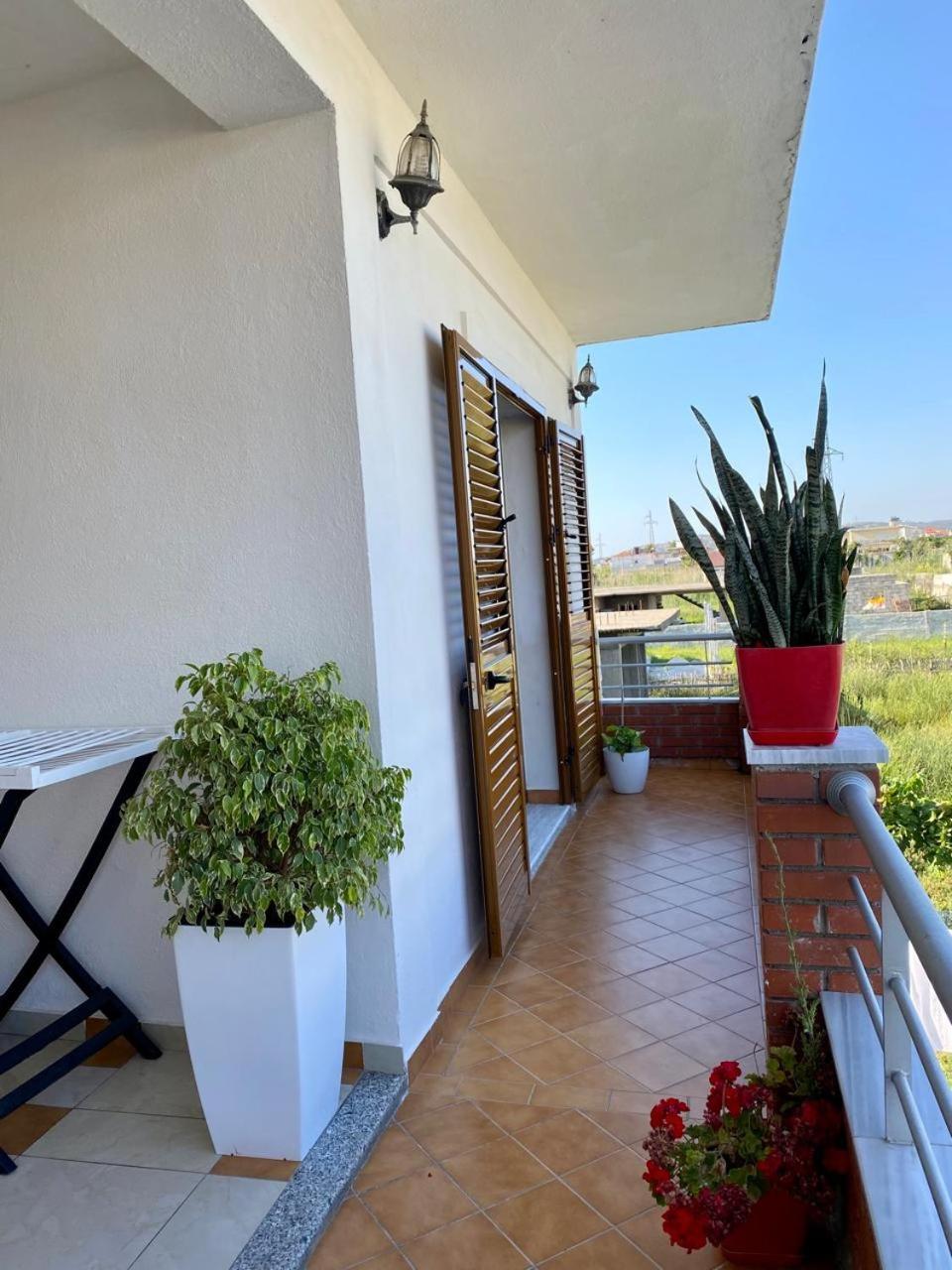 Arlind'S Apartaments Vlorë 外观 照片