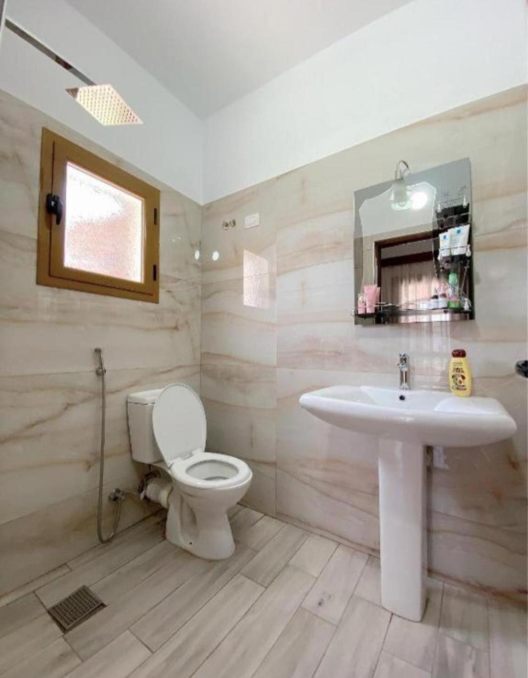 Arlind'S Apartaments Vlorë 外观 照片